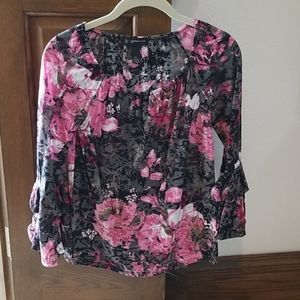 Floral top